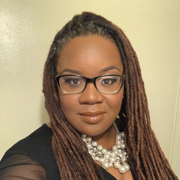 Meet your Posher, Zakiyah - Picture 1 of 1